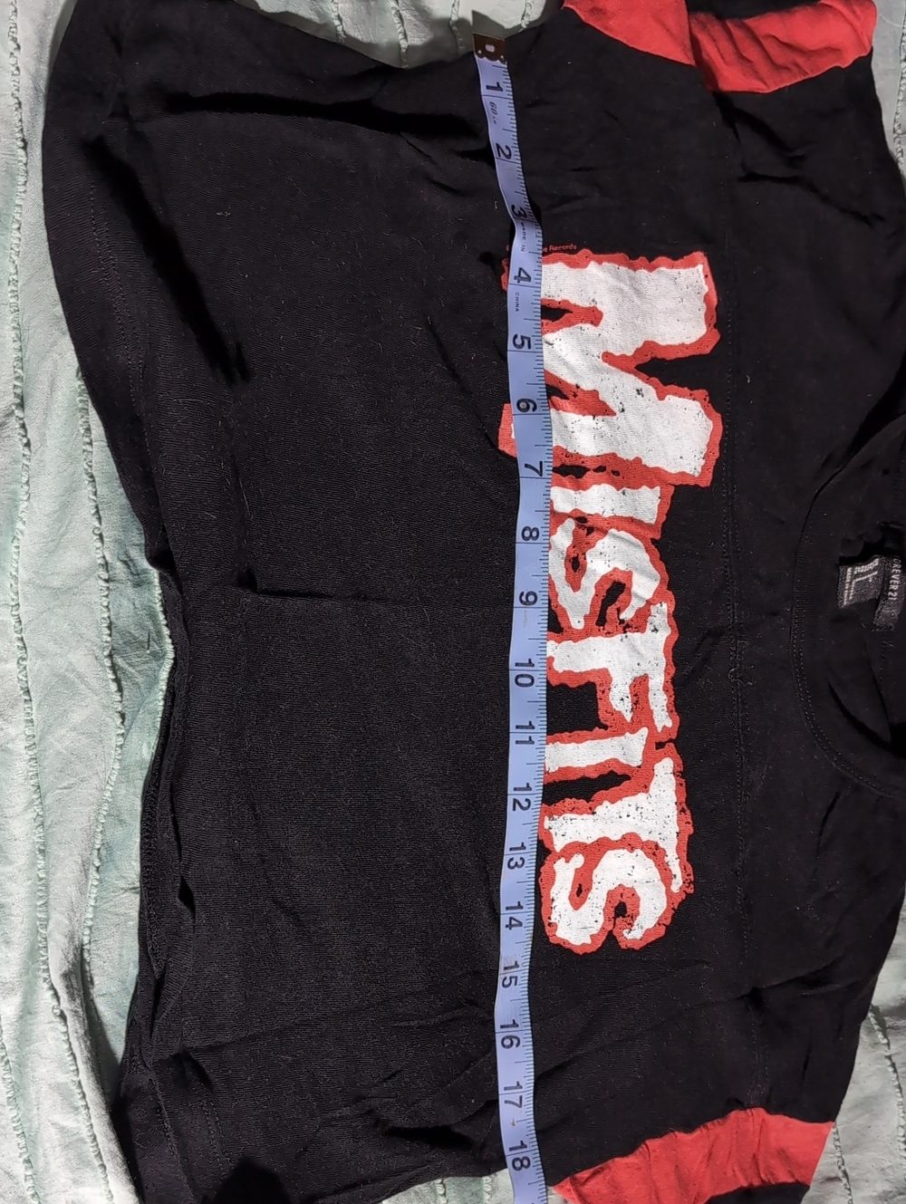 NWOT Size S Forever 21 Misfits Crop Top - Picture 3 of 3